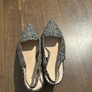 Ann Taylor factory kitten heels size 6.5. Never worn.